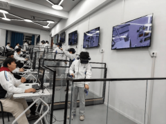 一直遵照“自强无为、兴业报国”的“龙职”和